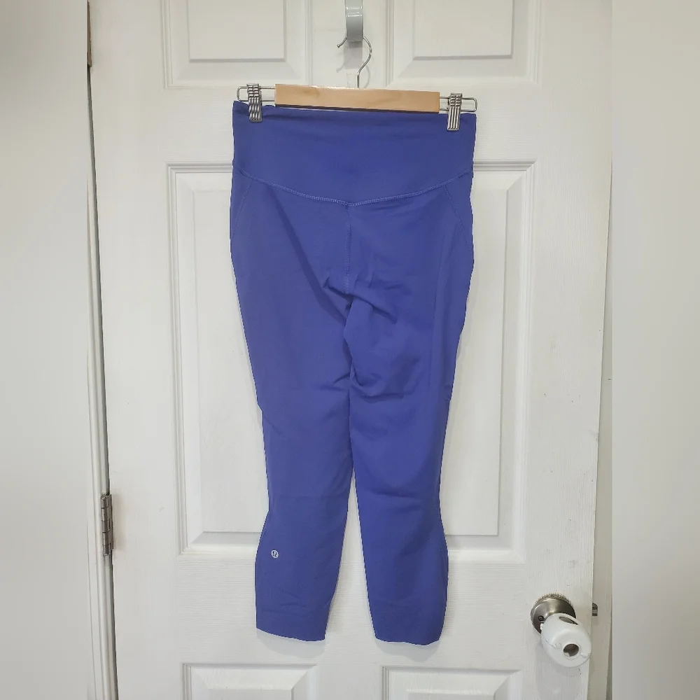 Lululemon 🍋 Base Pace High-Rise Crop Size 8 - Picture 2 of 8